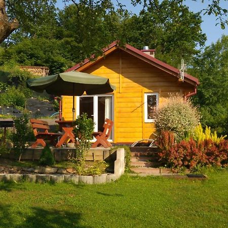 Domek W Bieszczadzkim Sadzie Bobrka Exterior foto
